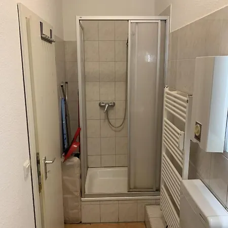 Miss Flens - Guenstige 2-zimmerwohnung Mit Doppelbett *